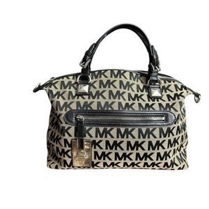 Michael Kors Authenticated Calista Signature Zip-Top Canvas Satchel.Bag